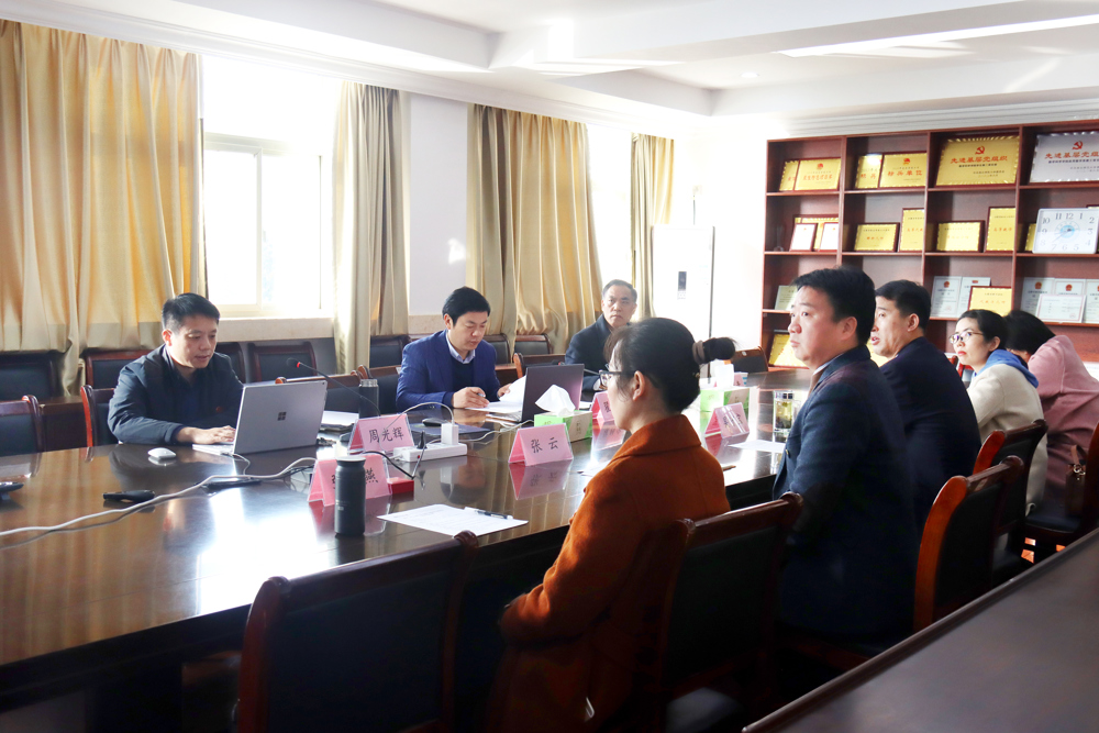 83be7318e8f142aa8f78848e13b971db.jpg 83be7318e8f142aa8f78848e13b971db.jpg