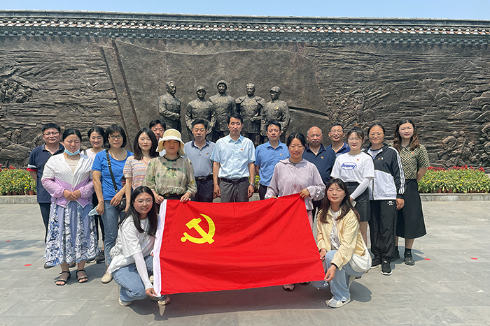 8ba3f3428b4e47108f59bfad7855ae5b.jpg 8ba3f3428b4e47108f59bfad7855ae5b.jpg